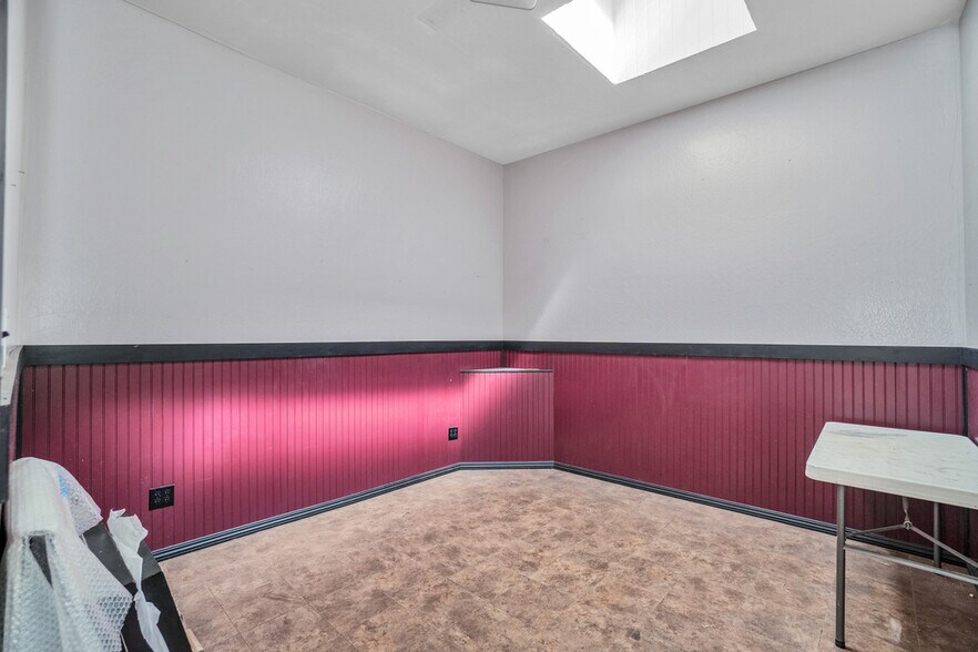 More Photos Of 2319 Santa Clara Ave, Alameda Storefront Retail Office For Lease