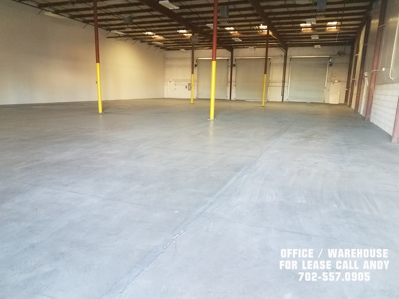 More Photos Of 3915 W Hacienda Ave, Las Vegas Warehouse For Lease