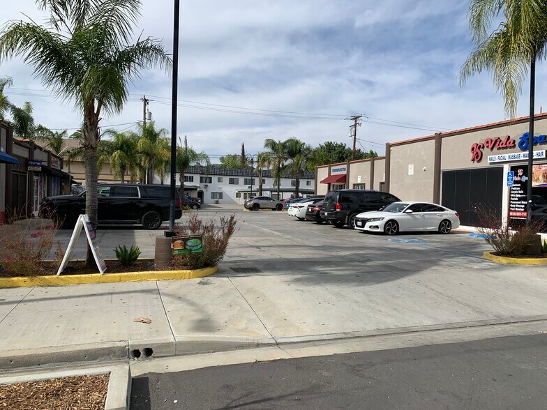 More Photos Of 321 N Maclay Ave, San Fernando Medical For Lease