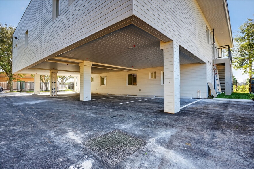 More Photos Of 1515 N Redland Rd, Homestead Specialty For Sale