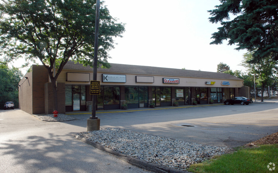 Primary Photo Of 6455 Inkster Rd, Bloomfield Hills Unknown For Lease