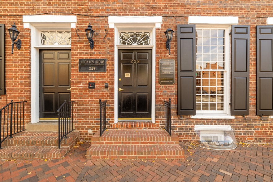 More Photos Of 228 S Washington St, Alexandria Loft Creative Space For Sale