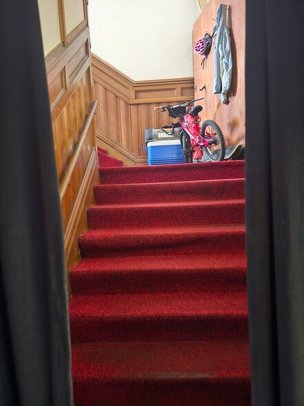 More Photos Of 1120 Lawrence, Port Townsend General Retail For Sale