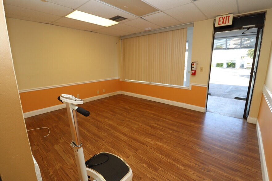 More Photos Of 6731-6755 Sunset Strip, Sunrise Unknown For Lease