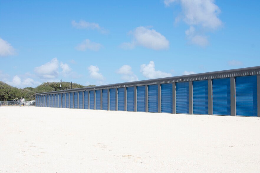 More Photos Of 1333 Sunray Rd, Ingleside Self Storage For Sale