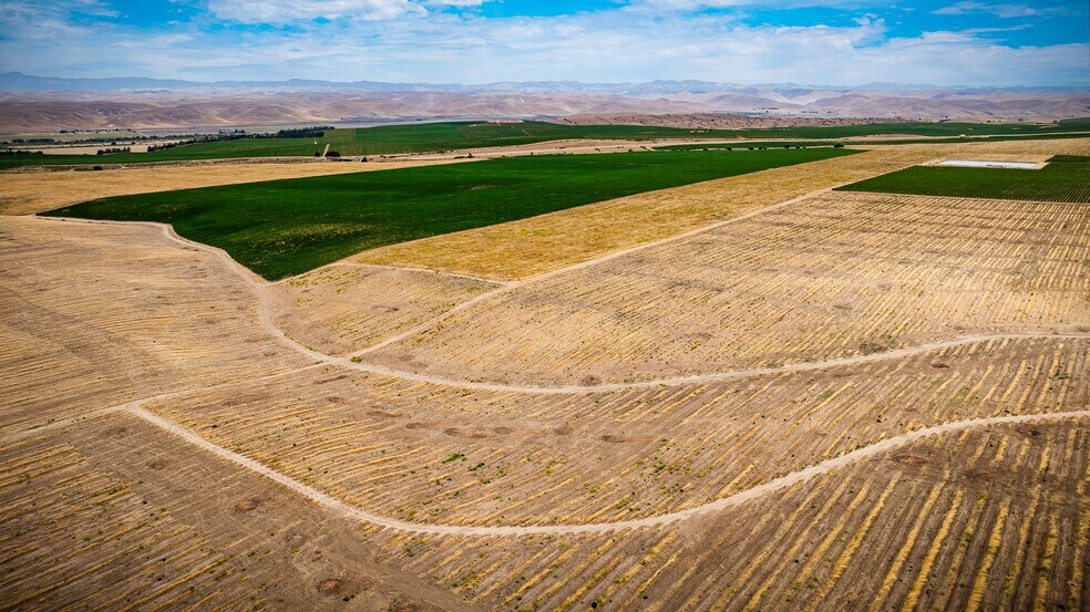 More Photos Of 59020 Paris Valley Rd, San Lucas Land For Sale