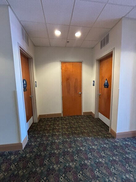 More Photos Of 14777 Los Gatos Blvd, Los Gatos Medical For Lease