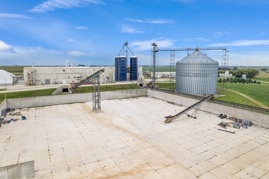 More Photos Of 6059 159th St, Galva Food Processing For Sale