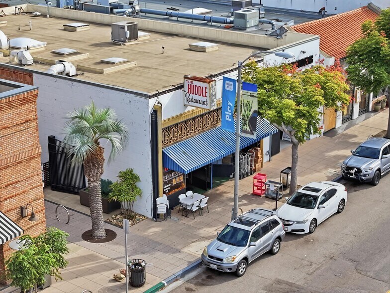 More Photos Of 4019 Goldfinch St, San Diego Storefront For Sale