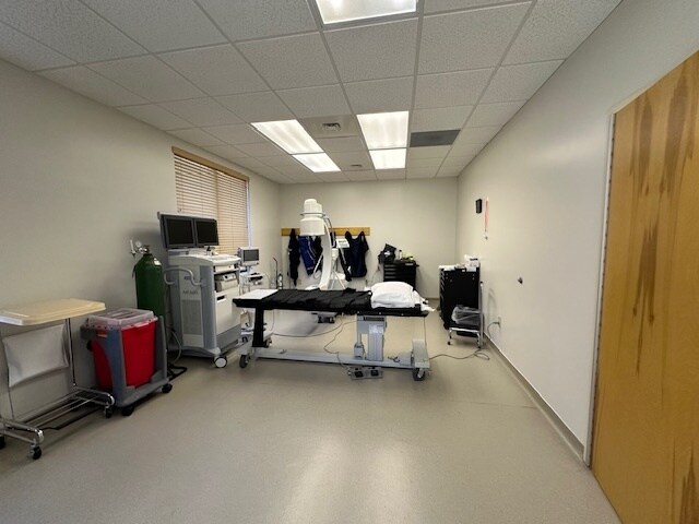 More Photos Of 1498 Jesse Jewell Pky SE, Gainesville Medical For Lease