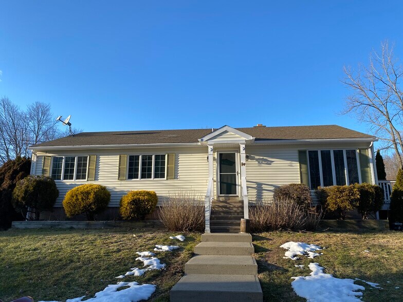 Primary Photo Of 21 Krakow St, Derby Apartments For Sale