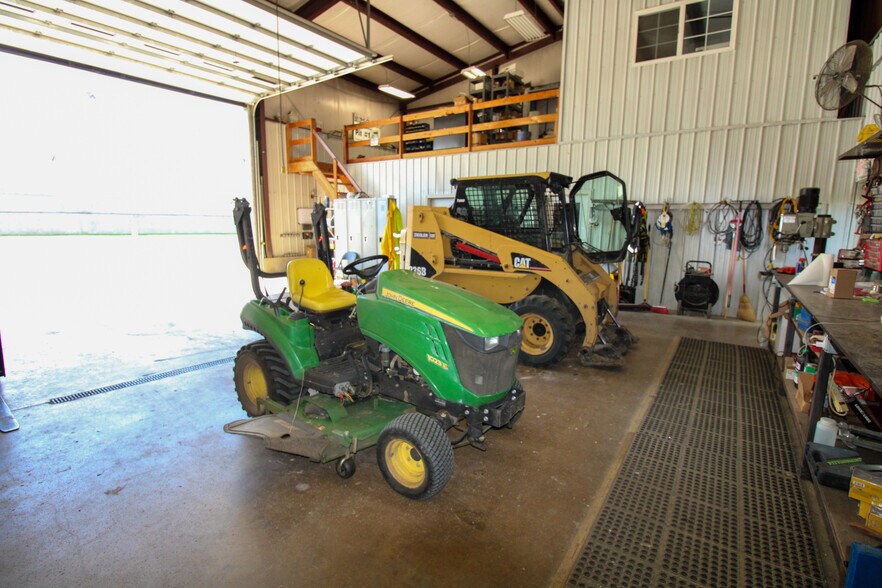 More Photos Of 6059 159th St, Galva Food Processing For Sale