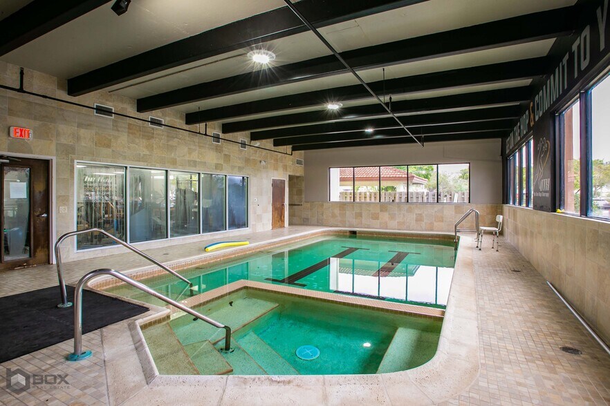 More Photos Of 7171 N University Dr, Tamarac Medical For Sale