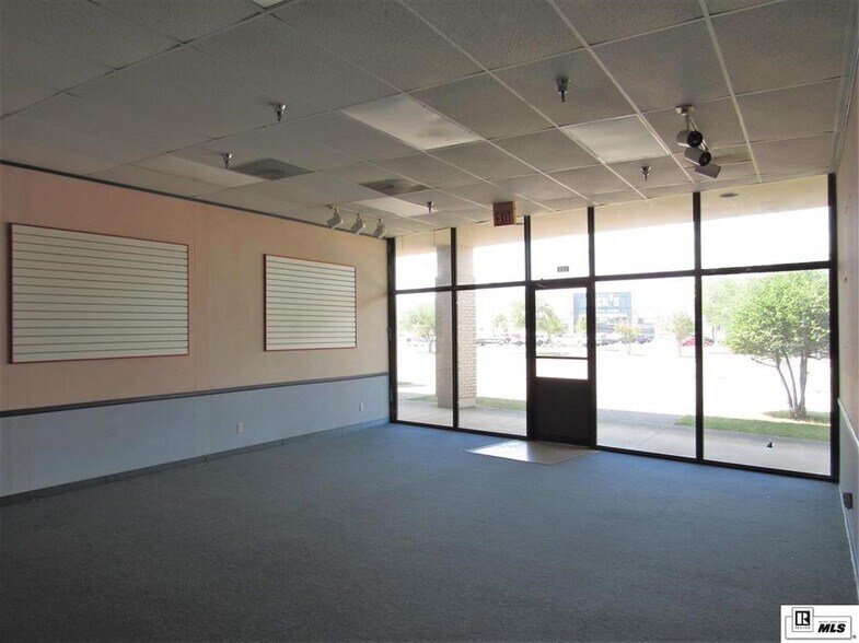 More Photos Of 4739 Pecanland Mall Dr, Monroe Unknown For Lease