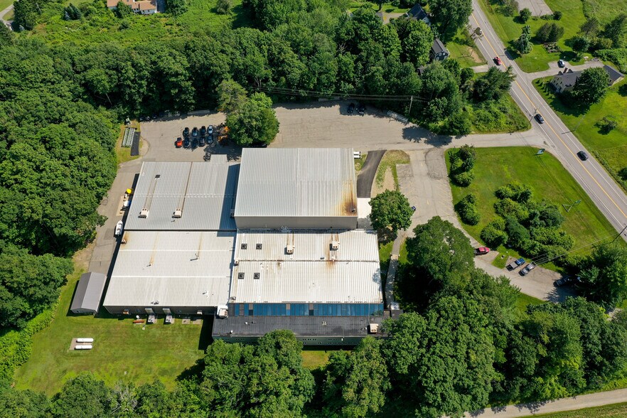 More Photos Of 248 Northport Ave, Belfast Manufacturing For Sale