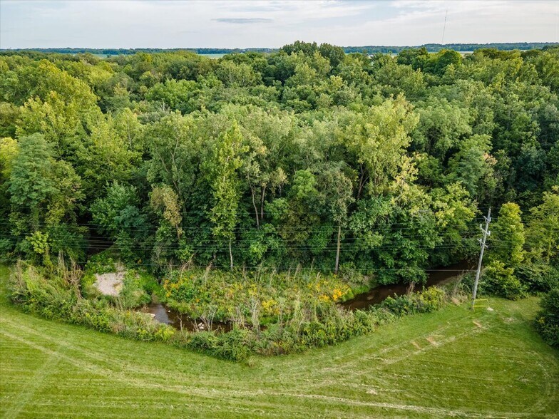 More Photos Of 300 W Main St, Rossville Land For Sale