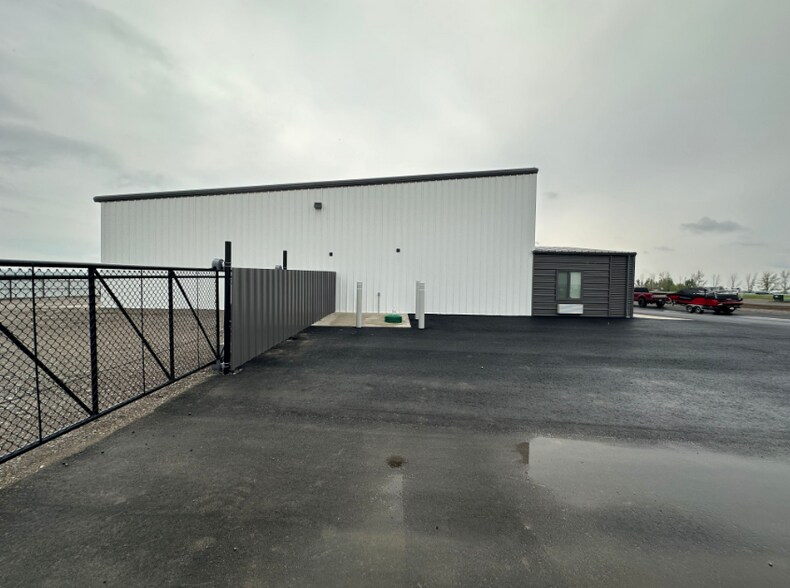 More Photos Of 3221 Pureview Ln, Billings Industrial For Lease