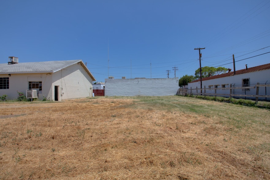 More Photos Of 332 W 8th St, Merced Religious Facility For Sale