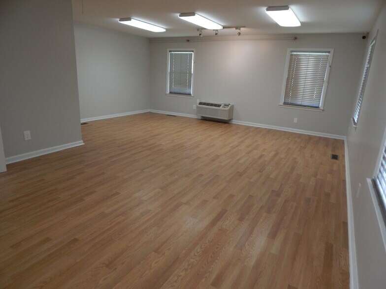 More Photos Of 4922 Lavista Rd, Tucker General Retail For Lease