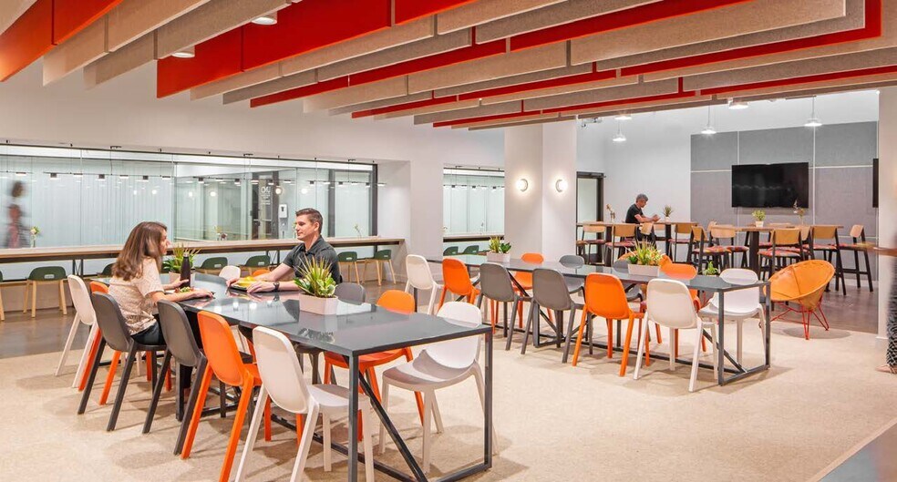 More Photos Of 26533 Evergreen Rd, Southfield Office For Lease