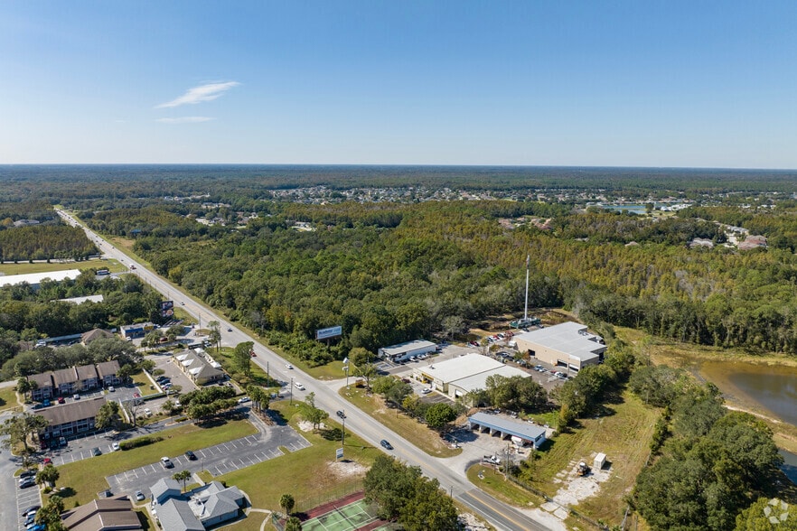 More Photos Of 26611 Wesley Chapel Blvd, Lutz Warehouse For Lease