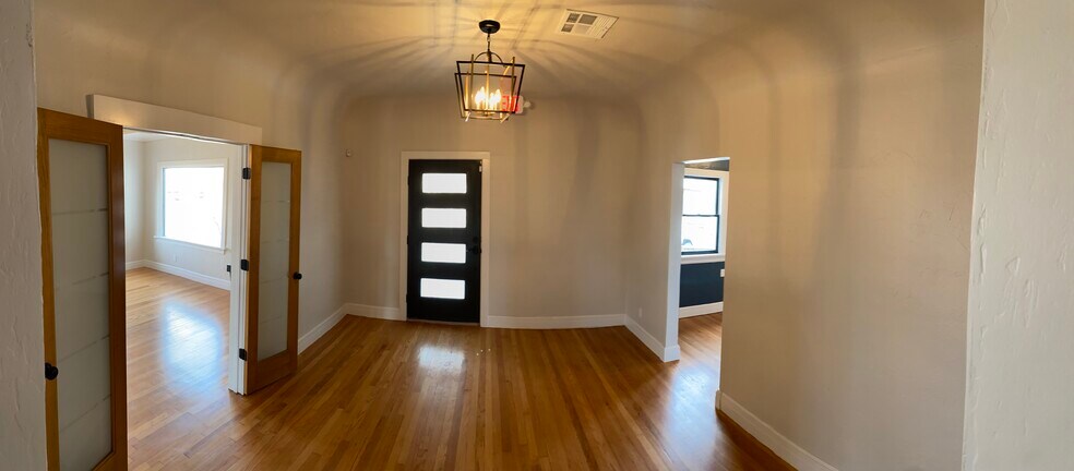 More Photos Of 608 E Eubanks St, Oklahoma City Office For Sale