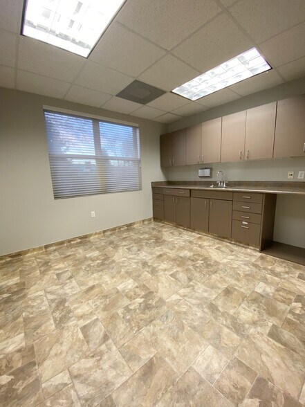 More Photos Of 5005 S 900 E, Salt Lake City Medical For Sale