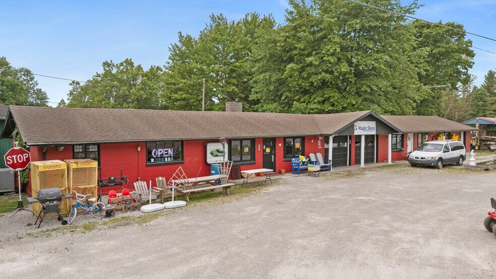 More Photos Of 2287 N US Highway 31, Austin Freestanding For Sale