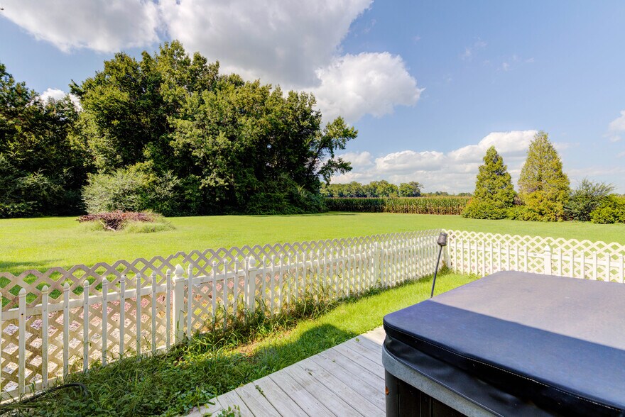 More Photos Of 4188 Nelson Rd, New Church Hotel For Sale
