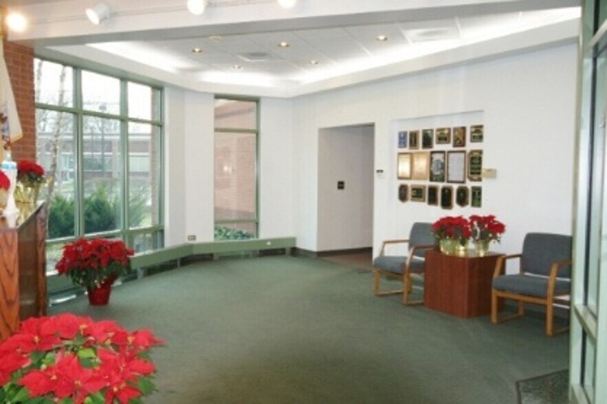 More Photos Of 10 Centre Dr, Monroe Township Office For Sale
