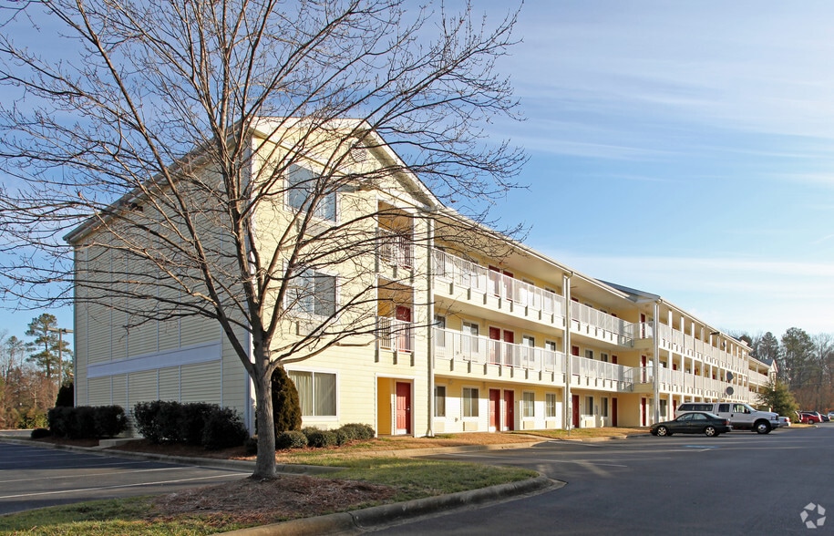 More Photos Of 5008 NC Highway 55, Durham Hotel For Sale
