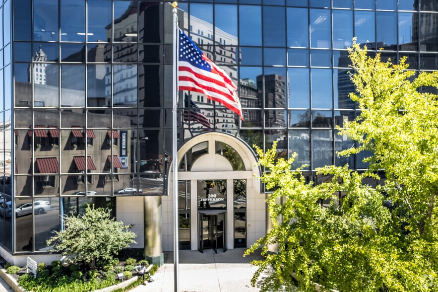 More Photos Of 200 Jefferson Ave, Memphis Office For Sale