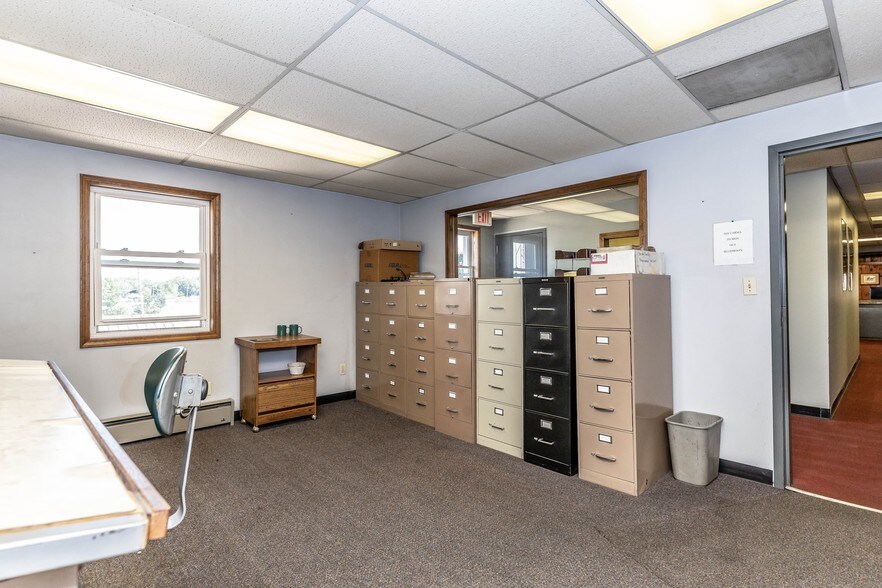 More Photos Of 283 N Main St, Fredericktown Industrial For Sale