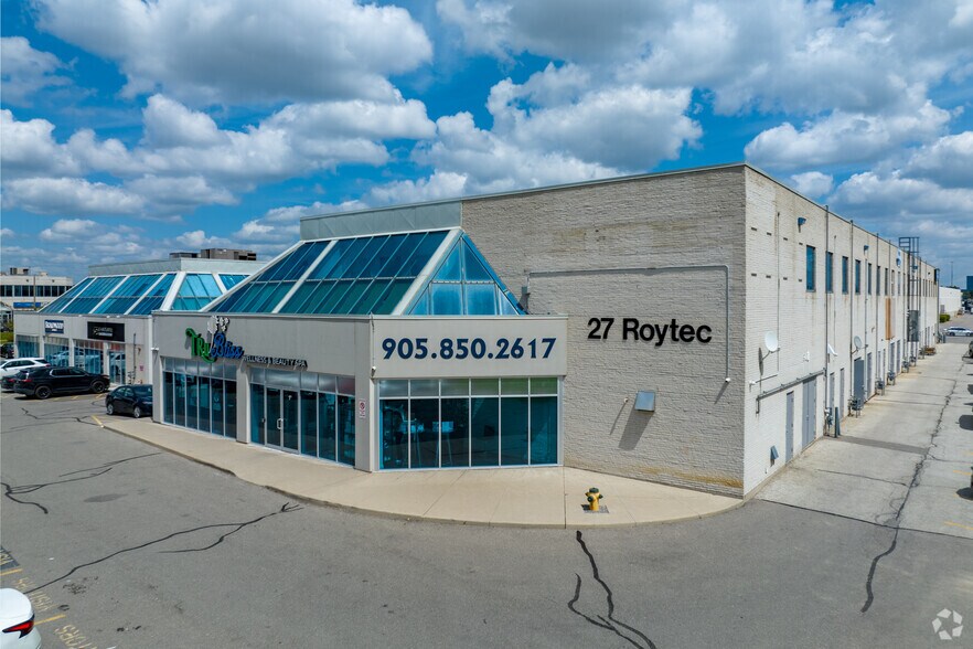 More Photos Of 27 Roytec Rd, Vaughan Storefront For Lease