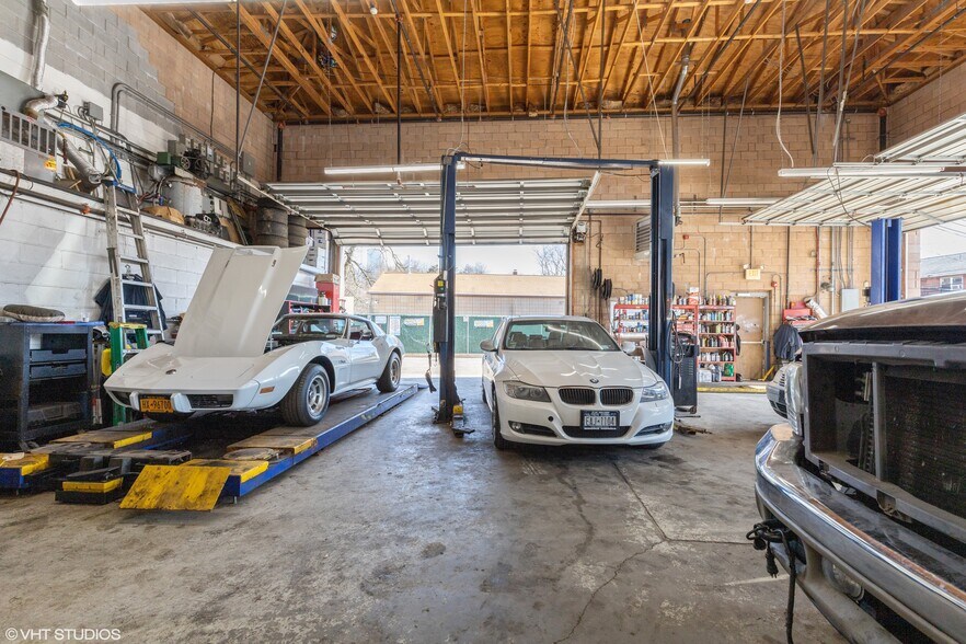 More Photos Of 146 N Main St, Spring Valley Service Station For Sale