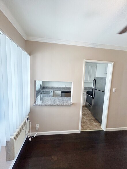 More Photos Of 3709 W Verdugo Ave, Burbank Apartments For Sale