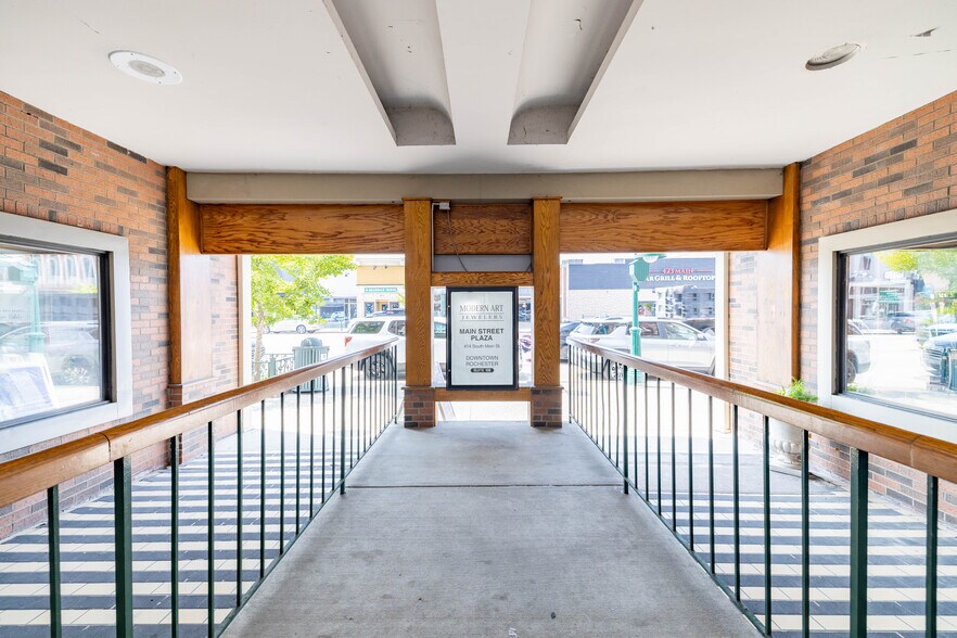 More Photos Of 412-416 S Main St, Rochester General Retail For Sale
