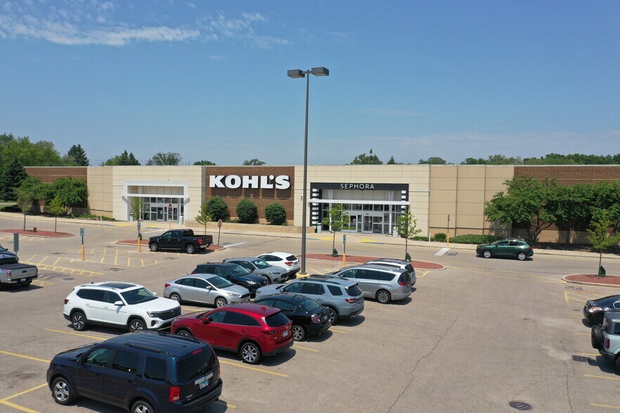 Primary Photo Of 230 E Rollins Rd, Round Lake Beach Department Store For Sale