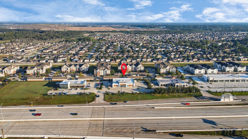 More Photos Of 10423 N Sam Houston Pky E, Humble Sports And Entertainment For Sale