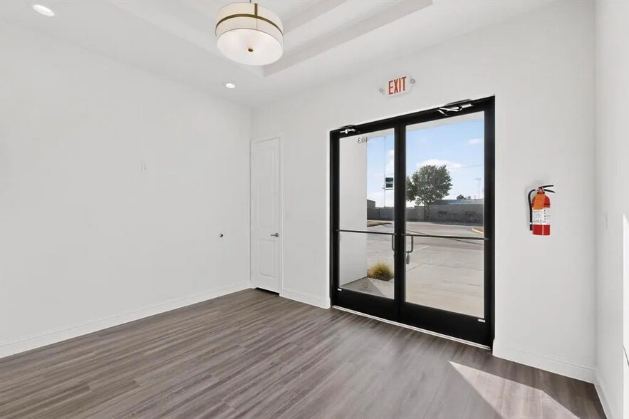 More Photos Of 3951 Alma Rd, McKinney Office For Lease