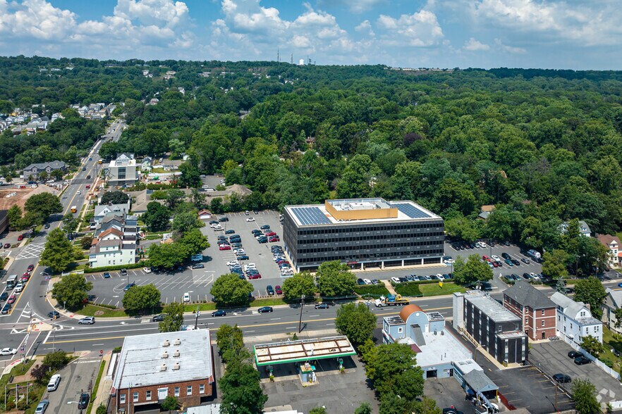 More Photos Of 80 Main St, West Orange Office For Lease