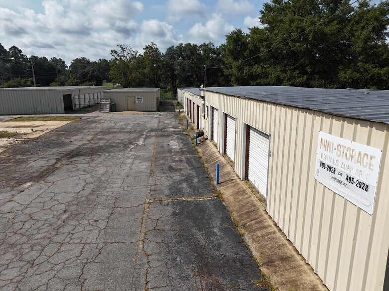 More Photos Of 404 S Boulevard Dr, Bainbridge Industrial For Sale
