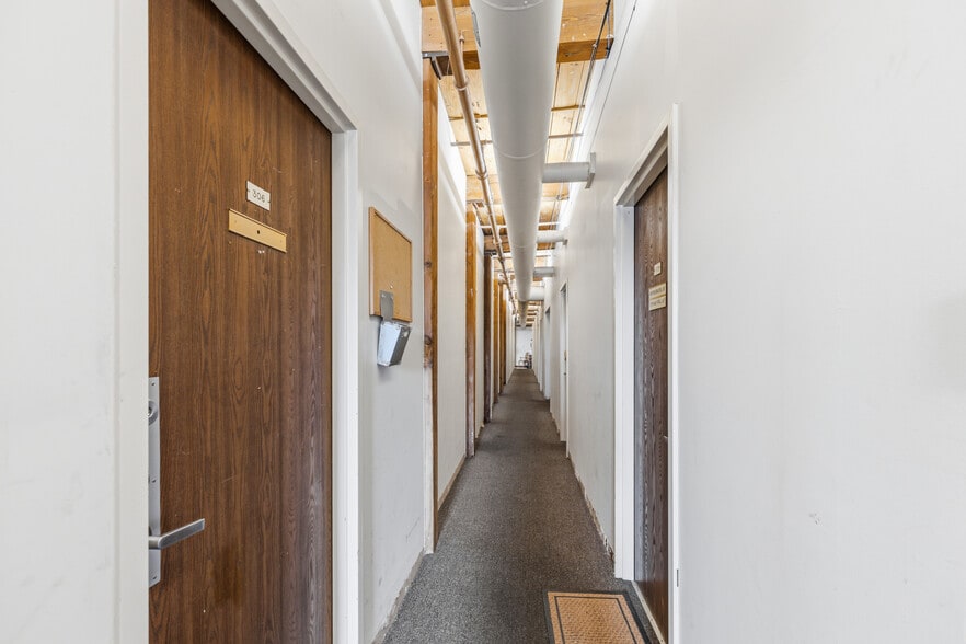 More Photos Of 103 Roxbury St, Keene Office For Sale