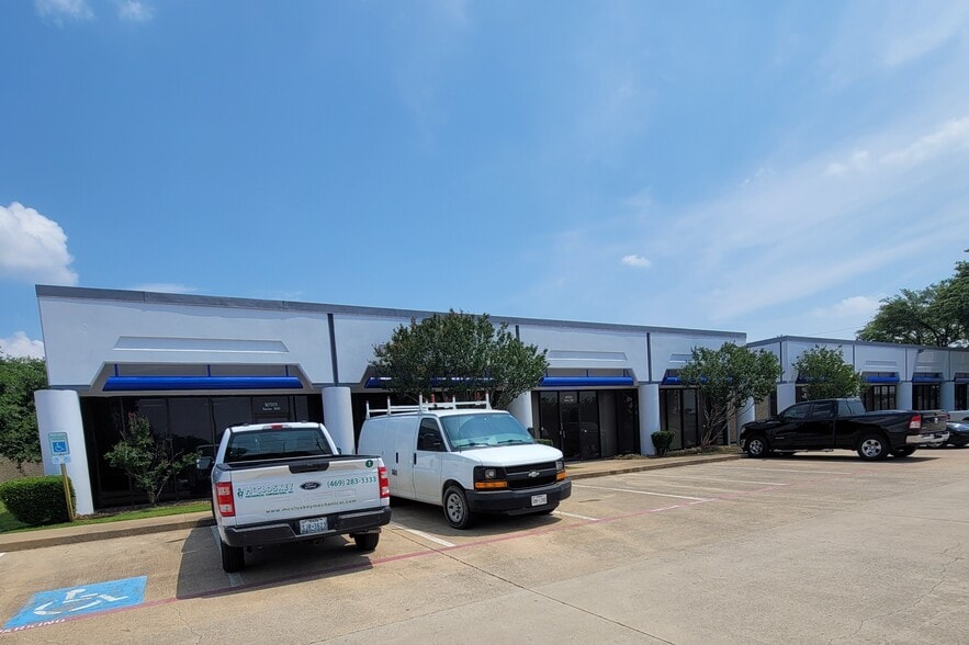 More Photos Of 10701-10727 Plano Rd, Dallas Unknown For Lease