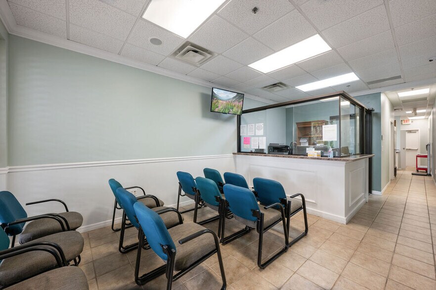 More Photos Of 2666 Maguire Rd, Ocoee Medical For Lease