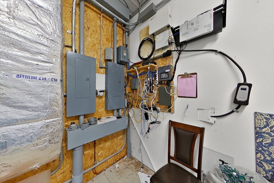 More Photos Of 4200 NY-14, Geneva Specialty For Lease