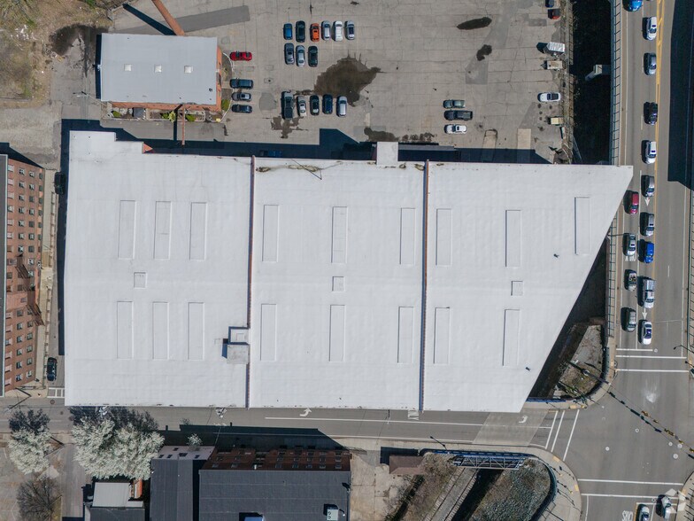 More Photos Of 104 Anawan St, Fall River Light Manufacturing For Lease