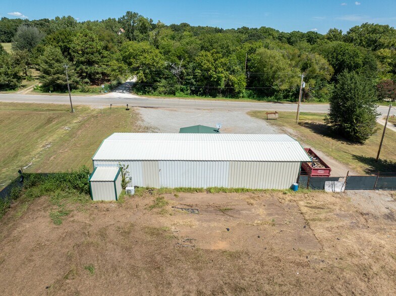 More Photos Of 3340 OK-91, Colbert Specialty For Lease