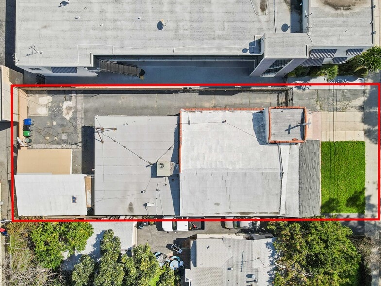 More Photos Of 317 W Palmer Ave, Glendale Religious Facility For Sale