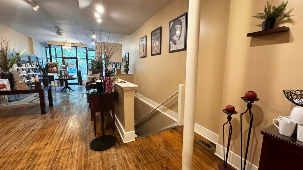 More Photos Of 217 S Kalamazoo Mall, Kalamazoo General Retail For Sale